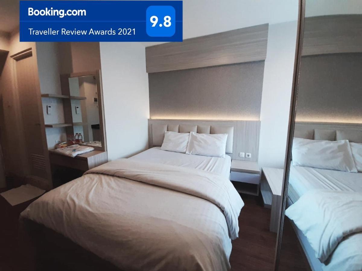 Apartemen Grand Kamala Lagoon Studio By Bonzela Property Bekasi Exterior foto
